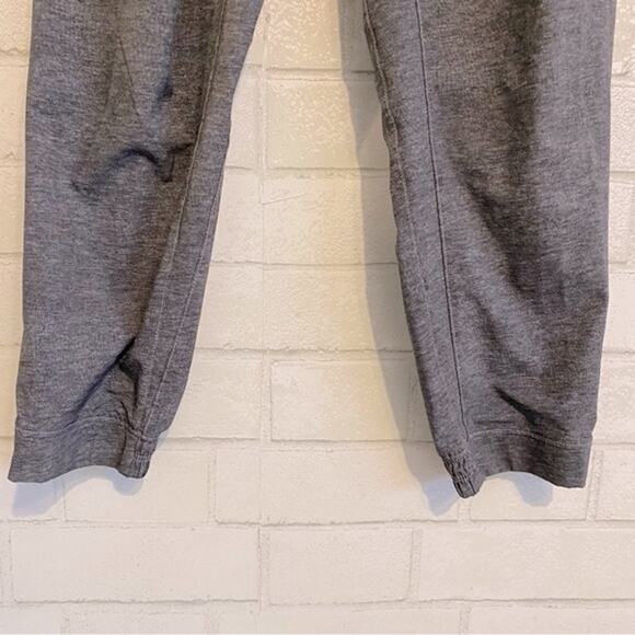 Lululemon Coal Grey & go Keepsake Studio Jogger Tech Pants sz 4 - Picture 7 of 16
